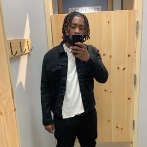 Meet your Posher, Devontea